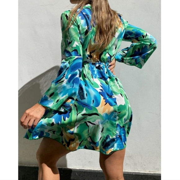 Floral Print Tie Front Dress - Picture 2 of 12